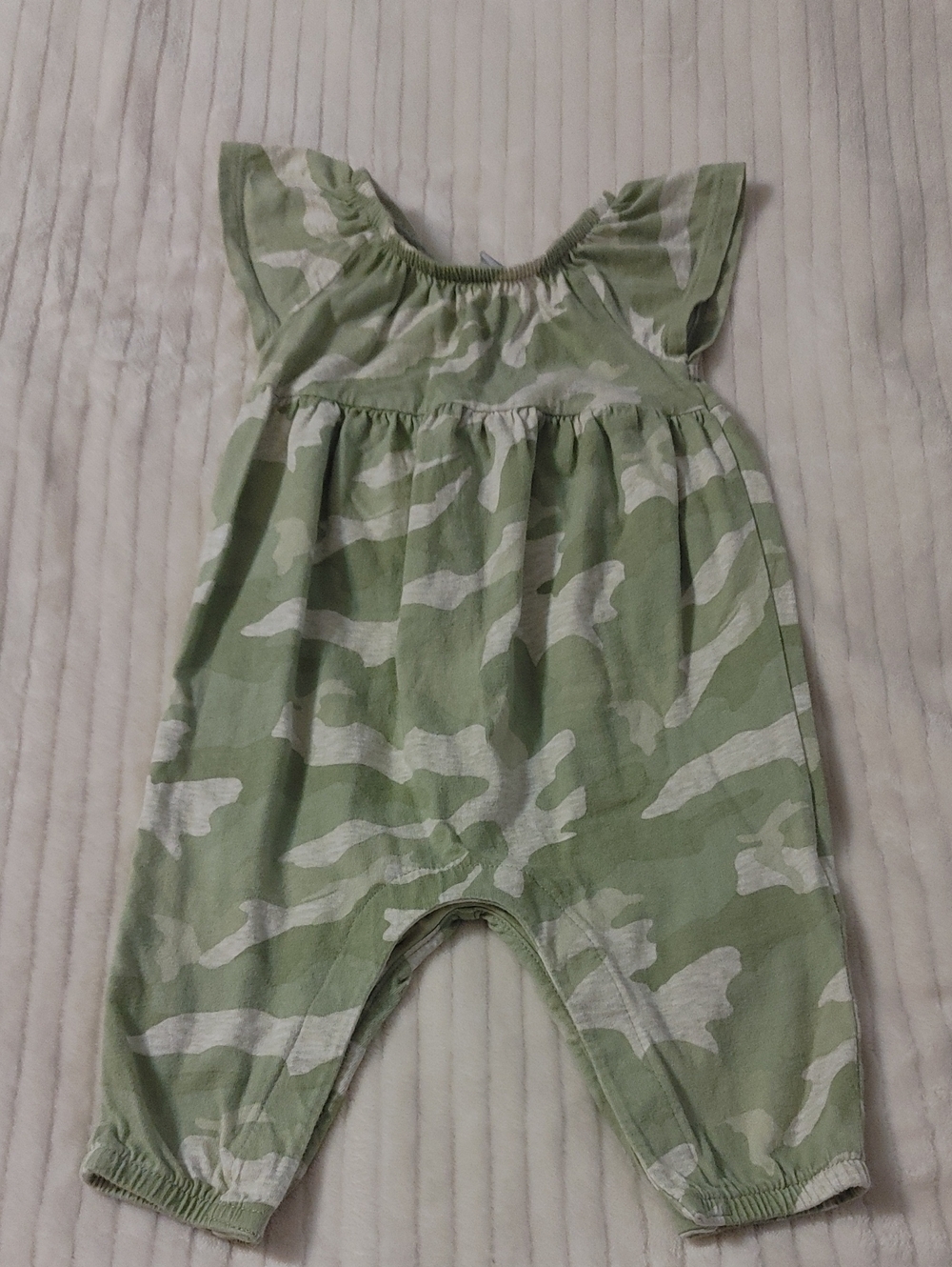 Old Navy Green and White Camouflage Baby One-Piece Romper